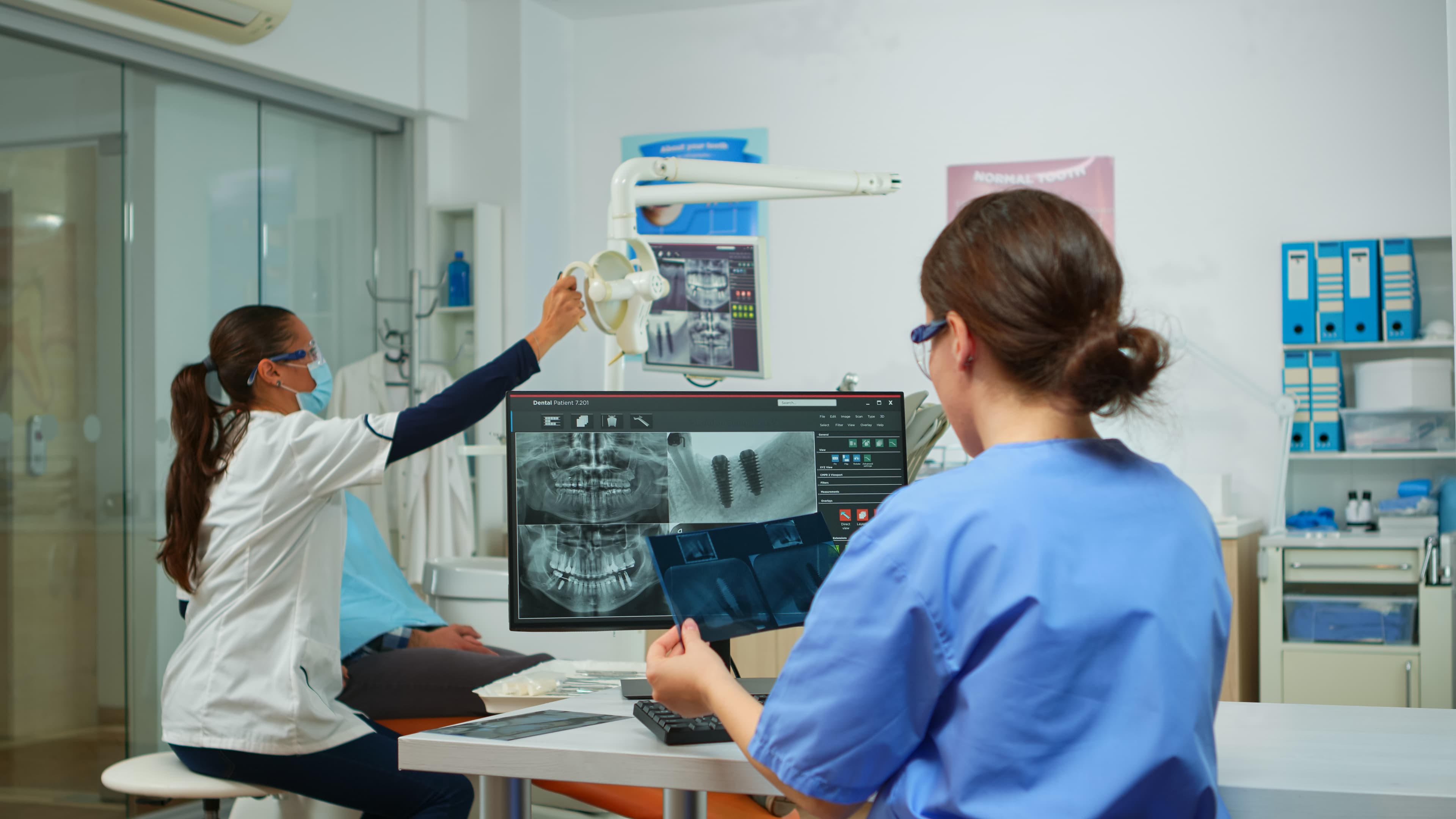 Why Progressive Dentists Are Switching to Advanced Dental Radiology Software